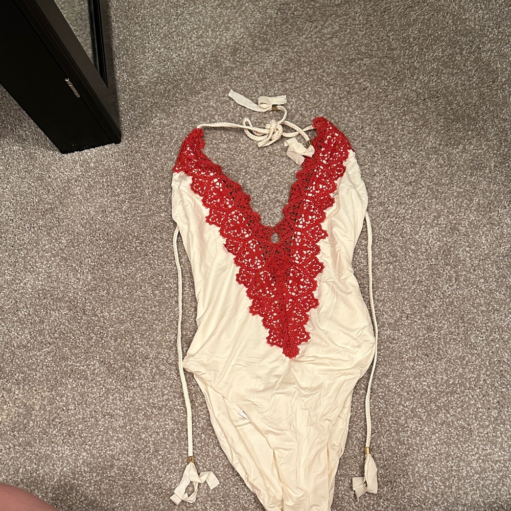 PLANET BLUE Cream and Red Lace One Piece